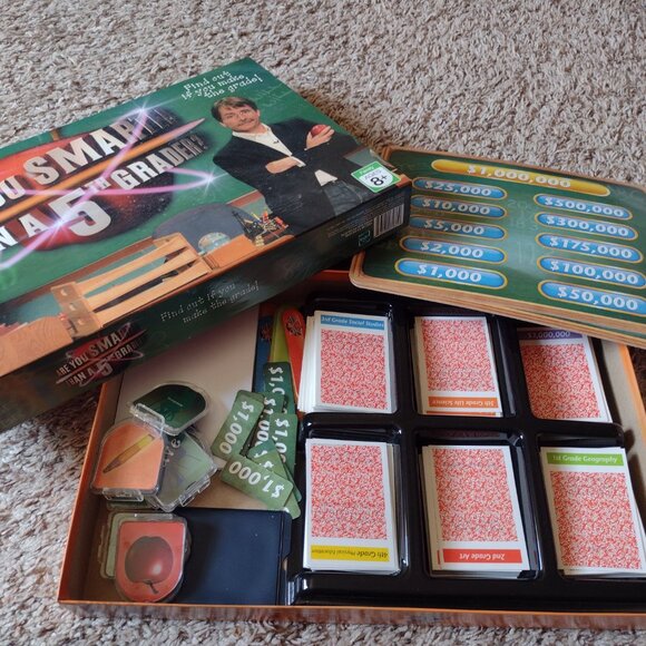 Are You Smarter than a 5th Grader board game - Picture 2 of 4